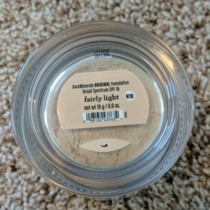 bareMinerals Foundation: Fairly Light